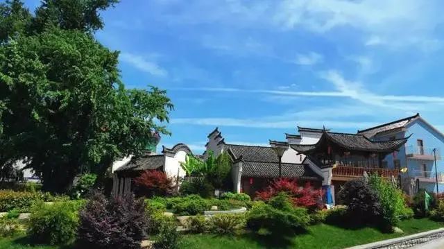 從經(jīng)濟的角度來看如何建設(shè)宜居宜業(yè)的美麗鄉(xiāng)村(圖2) 睿婕輕鋼別墅